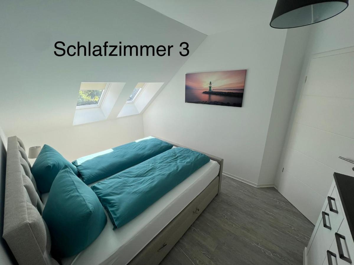 Holiday home Doppelhaushaelfte Mit Terrasse Rostock