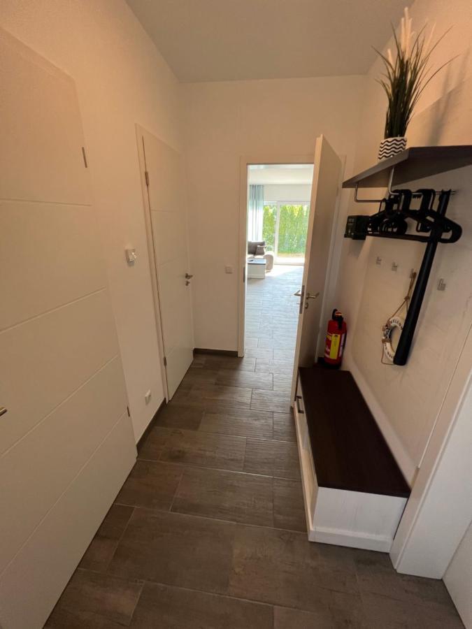 Holiday home Doppelhaushaelfte Mit Terrasse